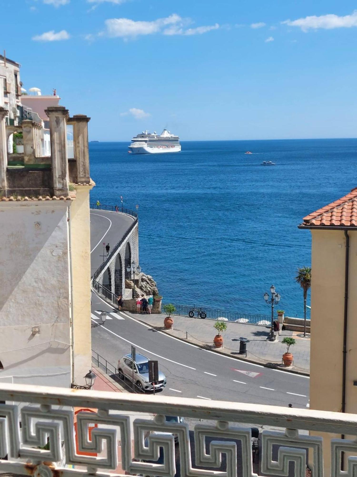 Marileo Amalfi Apartment ภายนอก รูปภาพ