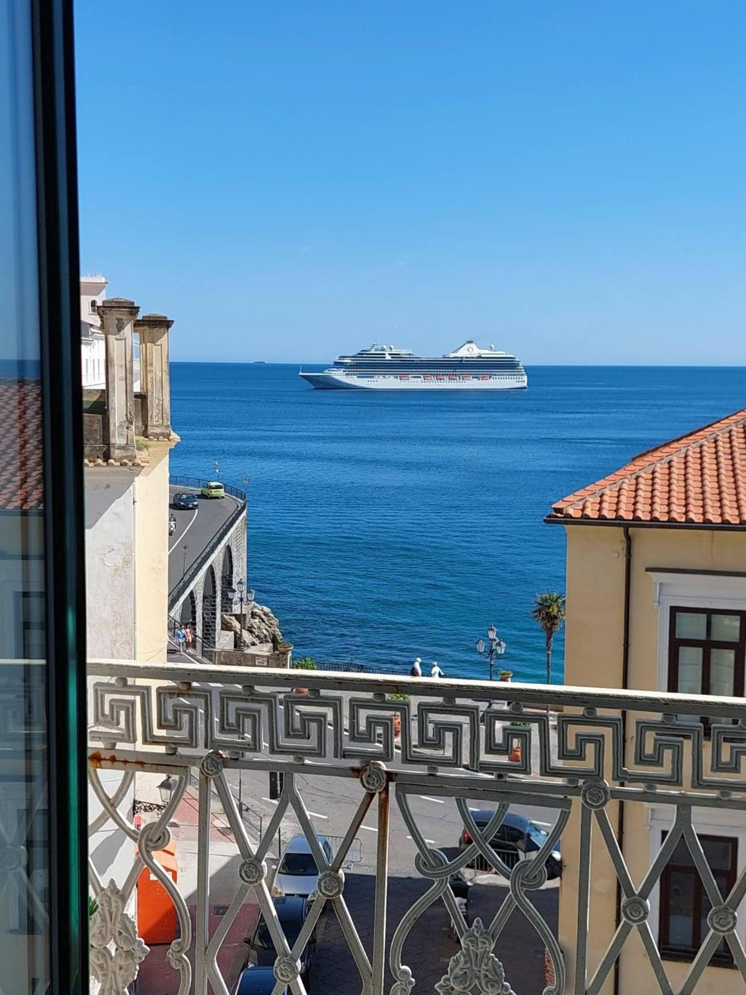 Marileo Amalfi Apartment ภายนอก รูปภาพ