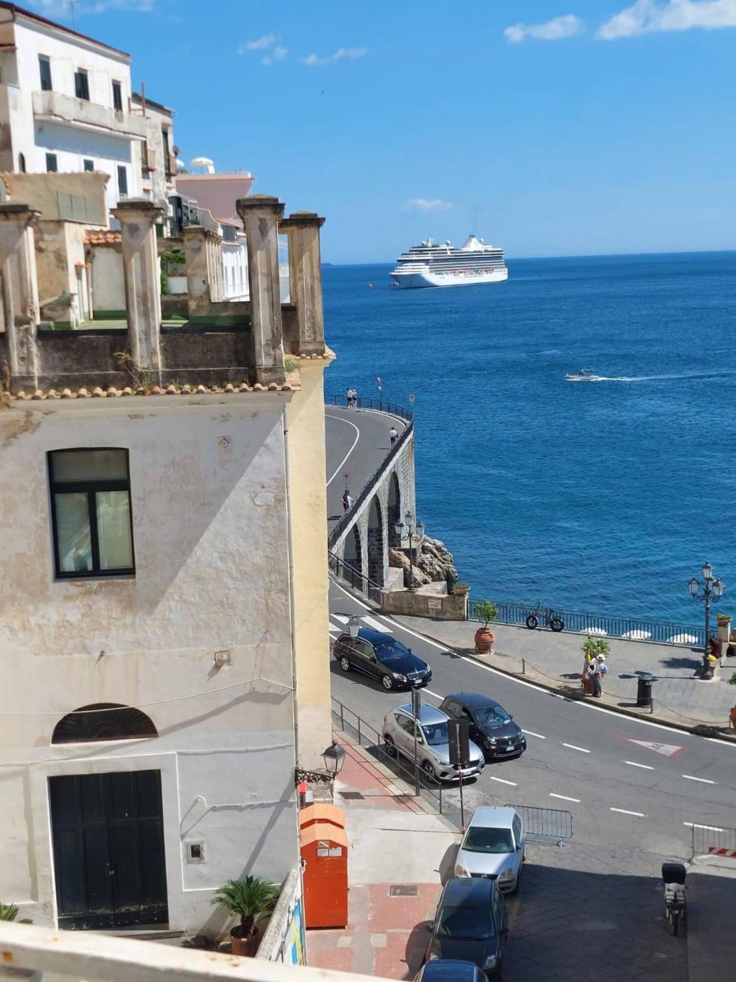 Marileo Amalfi Apartment ภายนอก รูปภาพ
